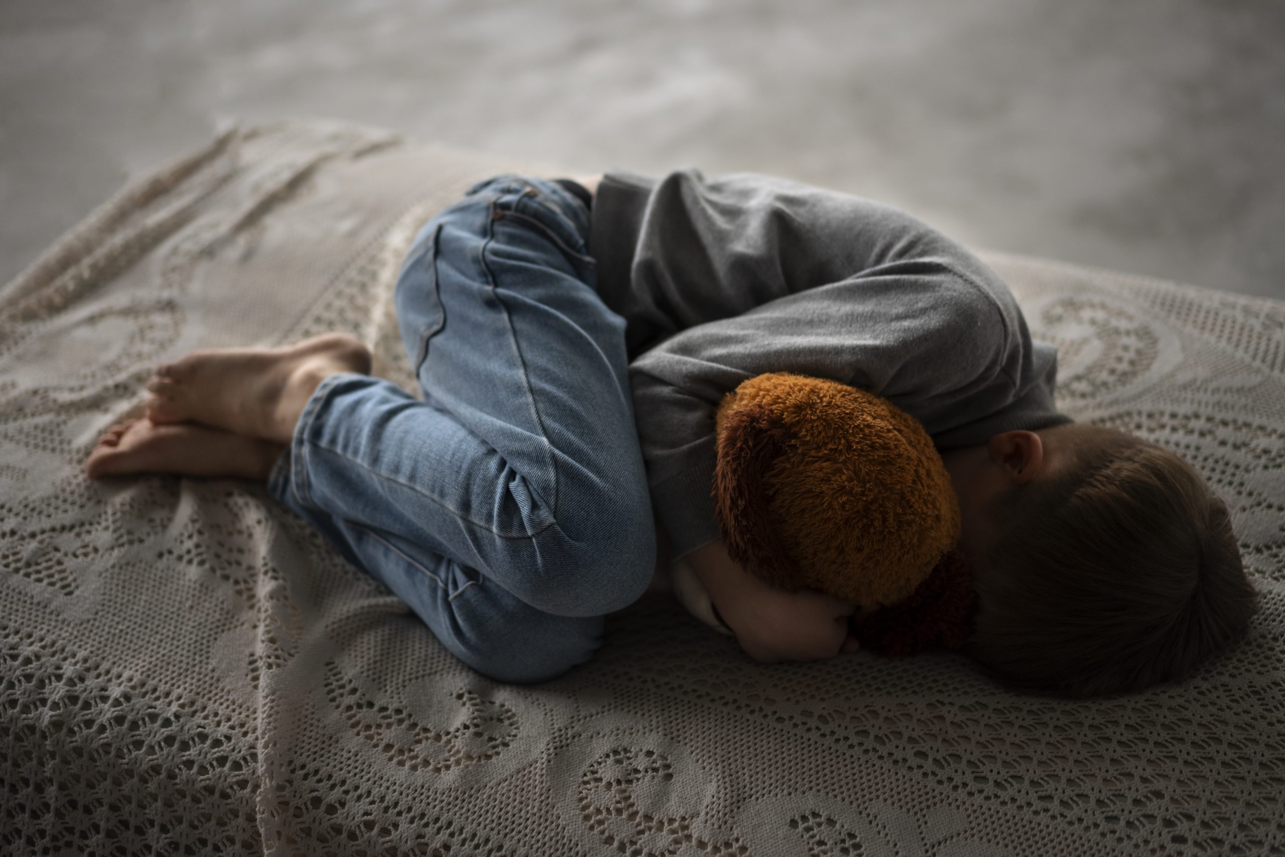 non-explicit-image-child-abuse